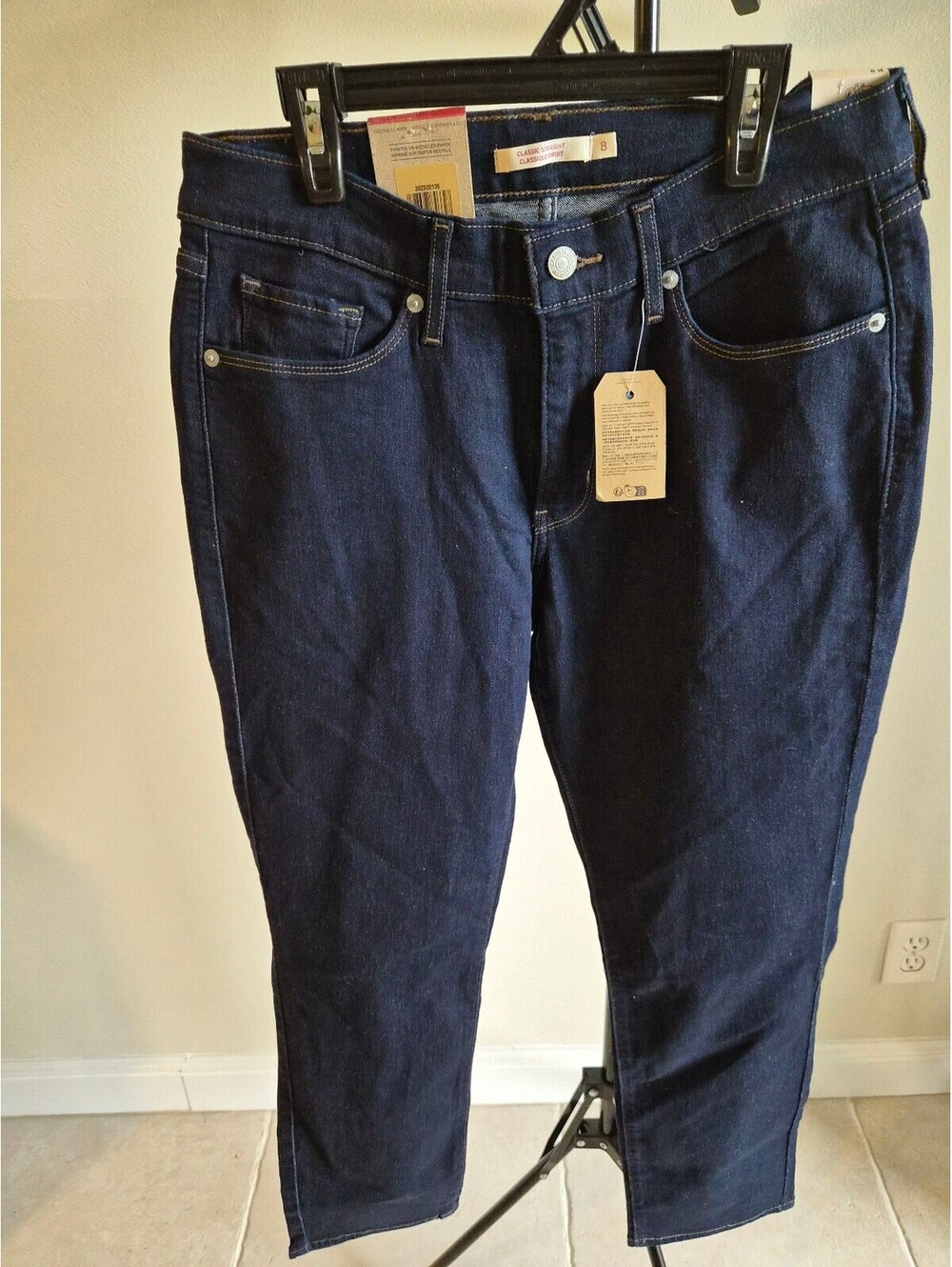 Levi's Classic Straight Dark Blue Jeans 29x30 with Stellar Stretch 0208